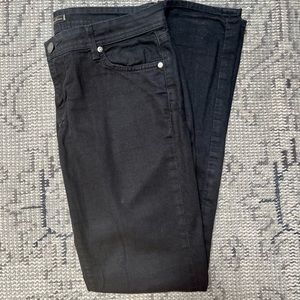 Women’s Fidelity Denim Black skinny jeans size 30 (LIKE NEW CONDITION)